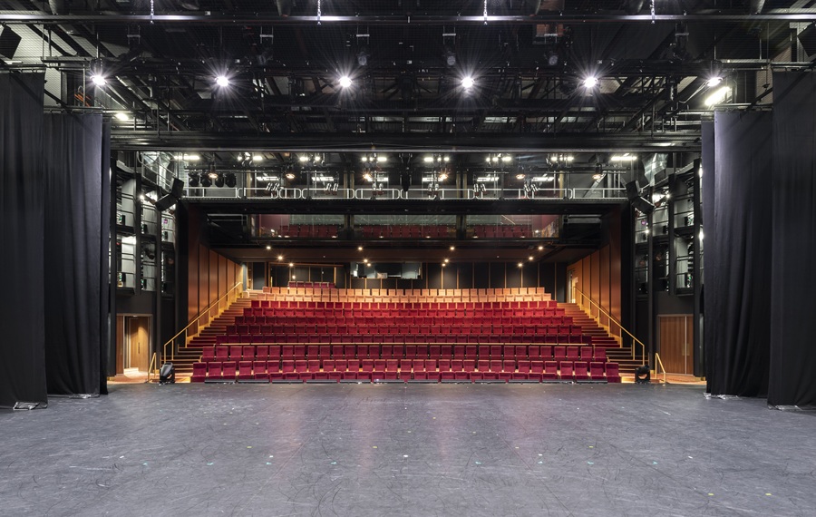 Thomas Dixon Ballet Centre interior